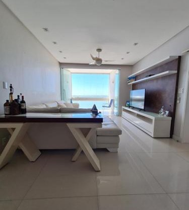 Apartamento Frente-mar no Centro da Praia de Guarujá