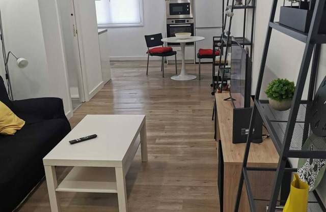 Apartamento Zubia en Barakaldo, Bilbao, Junto al BEC y al Metro a Bilbao
