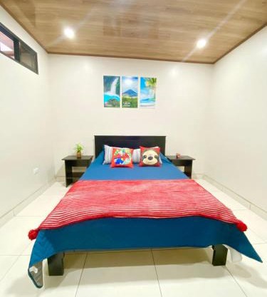 Apartamentos H Gonzalez. Wifi A/C free parking