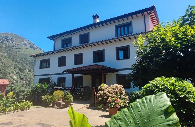 Apartamentos Rurales La Bardenilla