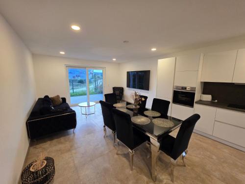 Apartement 2 Schlafzimmer 300 m zur Würth Hauptzentrale
