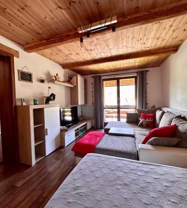 Apartmán s výhledem na Jezerní stěnu