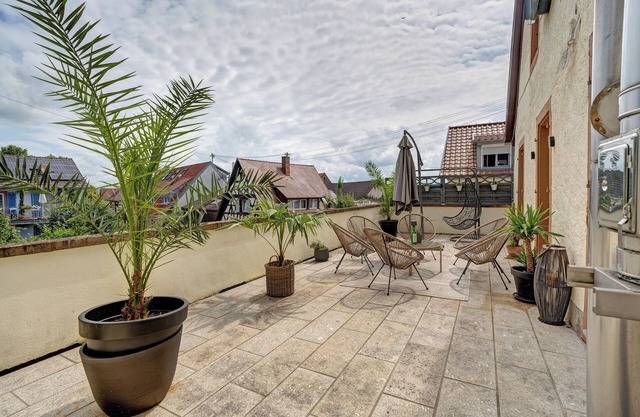 Apartment 'Wellness' with Shared Garden, Balcony and Wi-Fi