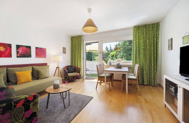 Apartment 'Ferienwohnung Bachem mit Balkon' with Mountain View, Balcony and Wi-Fi