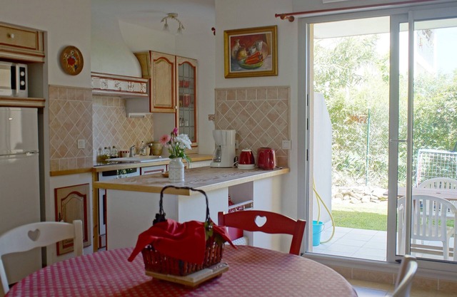 Apartment * with terrace and swimming pool in secure luxury residence