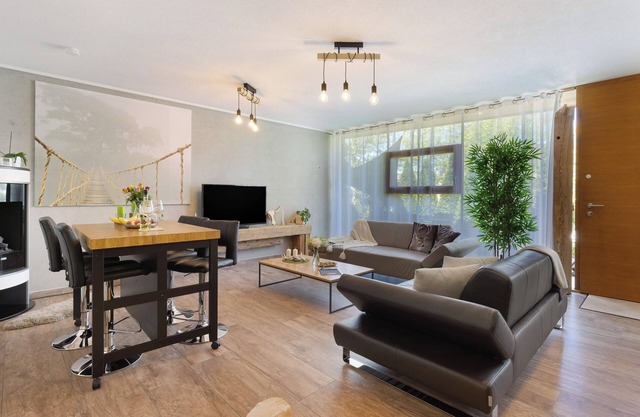 Apartment '-1-die Eins, 70qm, Terrasse' with Private Terrace, Shared Garden and Wi-Fi