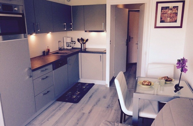 Apartment 2 rooms, near sea, swimming pool, tennis