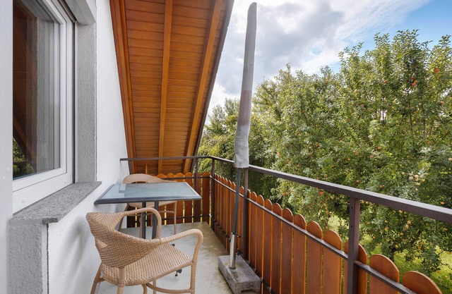 Apartment '3' with Balcony and Wi-Fi