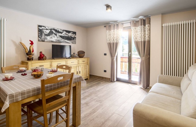 Apartment '4061 Maison Gerard - Torre Del Gran St. Pietro' with Mountain View, Garden and Wi-Fi