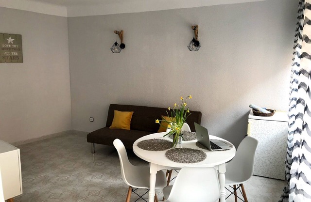 Apartment 90 meters from the beach in the center