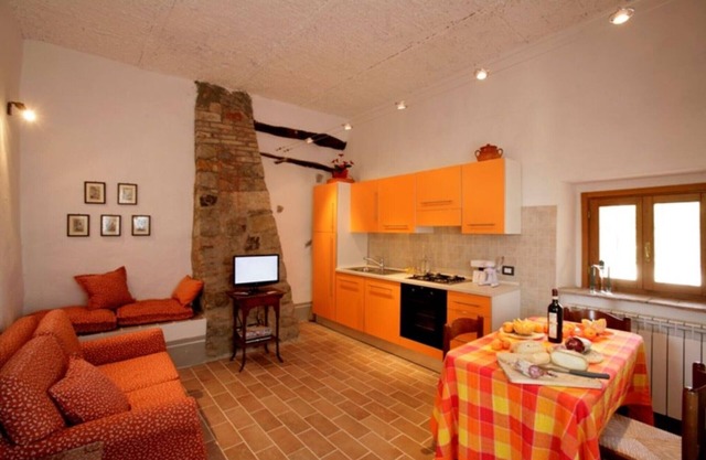 Apartment A1 with pool San Ansano
