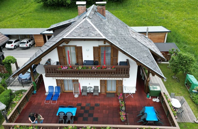 Apartment 'Birke' with Lake View, Private Terrace and Wi-Fi