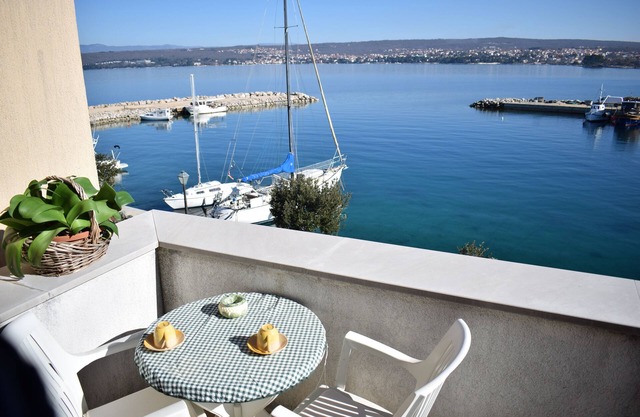 Apartment Blue Dream on the first floor with beautiful sea view