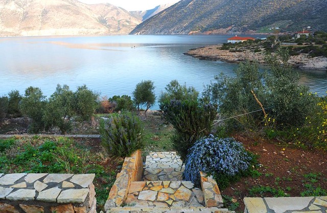 Apartment by The Sea Near Athens