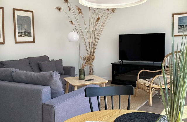 Apartment by the sea J-1