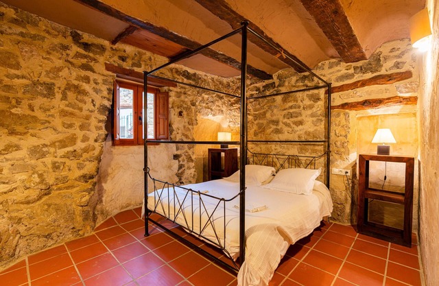 Apartment "Casa de los Sueños - Ratoli" with Shared Terrace & Wi-Fi
