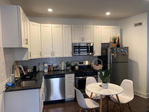 Apartment close to Art museum center city