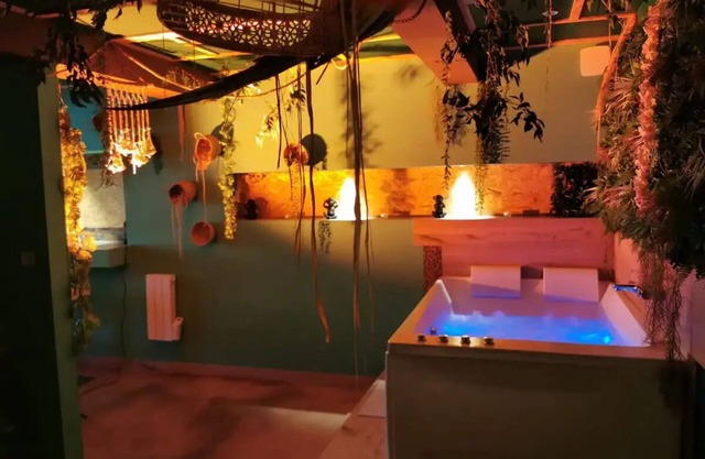 Apartment Cocoon jungle, romantic loveroom