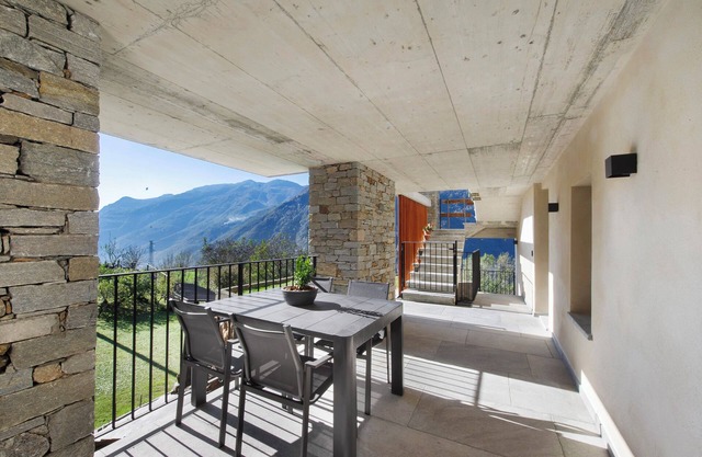 Apartment 'Da Primo - Alloggi Vacanze P1' with Mountain View, Wi-Fi and Air Conditioning
