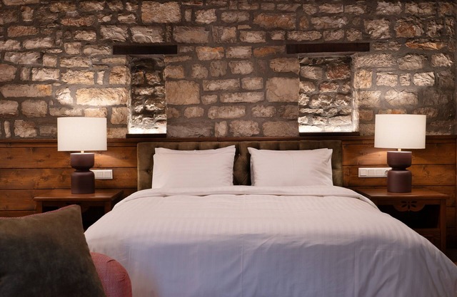 Apartment 'Deluxe -Dryopi' with Mountain View, Private Terrace and Wi-Fi