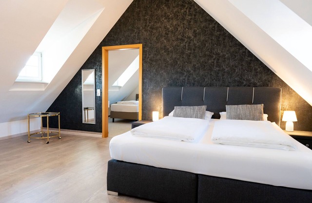 Apartment-Deluxe-Private Bathroom-Balcony-Maisonnette