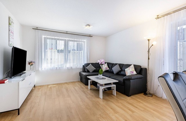 Apartment "Dußlingen" with Private Terrace & Wi-Fi