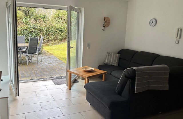 Apartment 'Eifel im Herzen' with Private Terrace, Private Garden and Wi-Fi