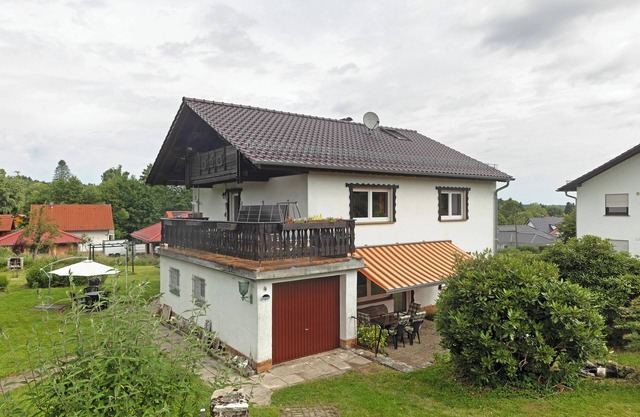 Apartment 'Eva' with Private Terrace, Shared Garden and Wi-Fi