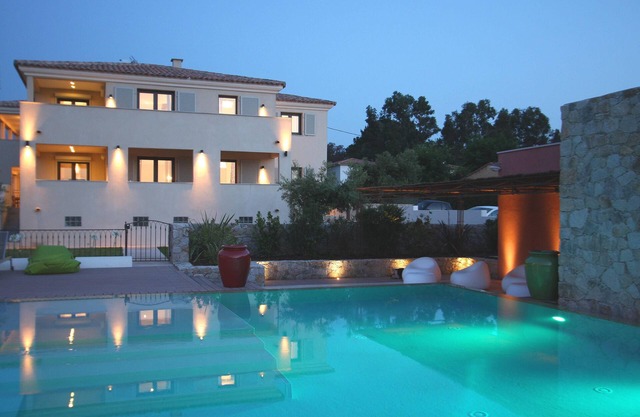 Apartment-F3 60m² (5)-Ensuite with Bath-Apartment-Terrace