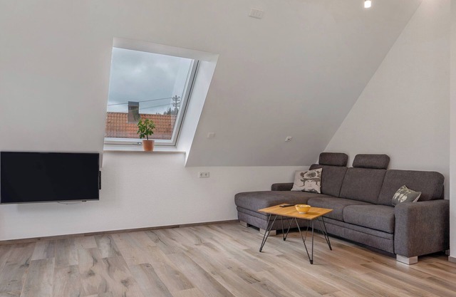 Apartment 'Falkennest' with Mountain View, Shared Garden and Wi-Fi