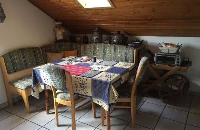 Apartment 'Ferienwohnung Meuer' with Balcony and Wi-Fi