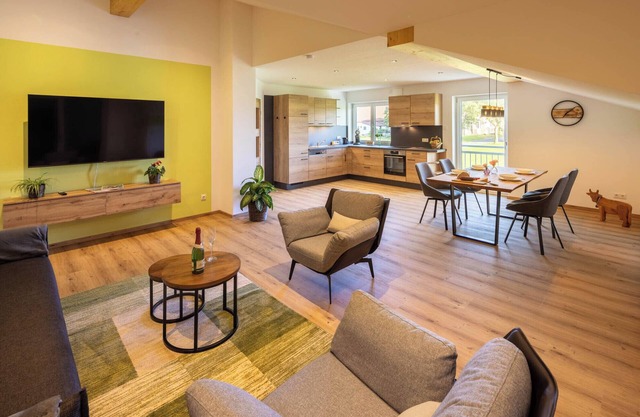 Apartment 'Ferienwohnung Egg-Hof' with Mountain View, Private Terrace and Wi-Fi