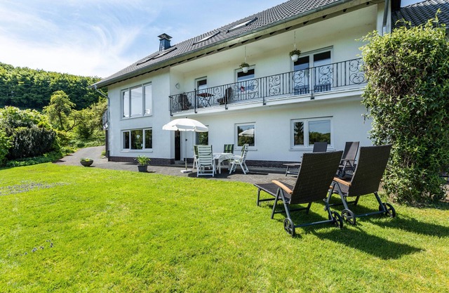 Apartment 'Ferienwohnung, 109qm' with Private Terrace and Private Garden