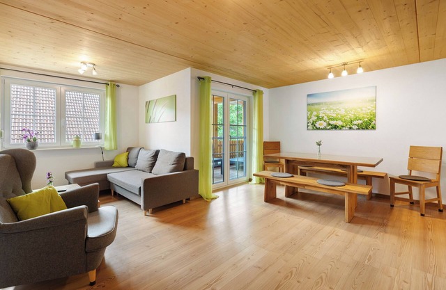 Apartment 'Ferienwohnung Wutach' with Shared Garden, Balcony and Wi-Fi