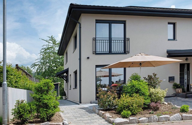 Apartment 'Ferienwohnung Am Rebberg' with Private Terrace, Private Garden and Wi-Fi