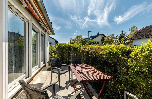 Apartment 'Ferienwohnung Oberamsel' with Private Terrace, Shared Garden and Wi-Fi
