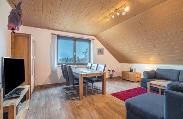 Apartment 'Fernblick, 83qm' with Shared Terrace, Shared Garden and Wi-Fi