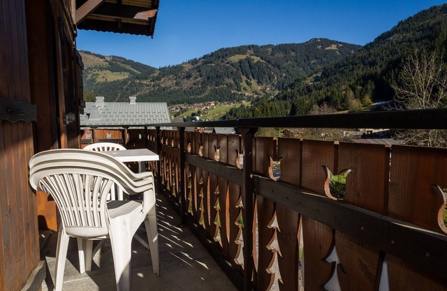 Apartment for 20 people with Wi-Fi, near Linga gondola - Chatel Reservation