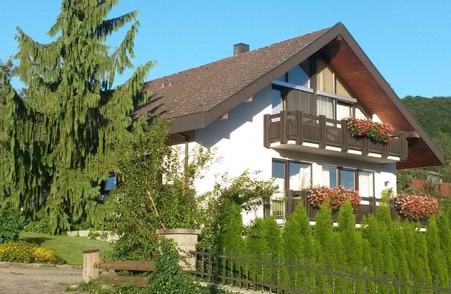 Apartment 'Gänsbach' with Private Terrace, Shared Garden and Wi-Fi