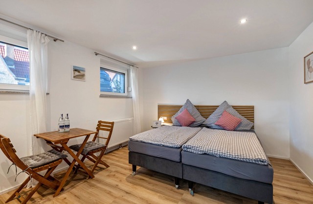 Apartment 'Gemütlich Privat Zimmer' with Wi-Fi