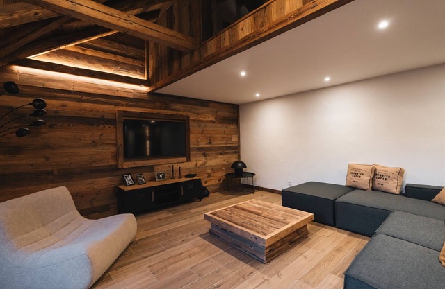 Apartment 'Gîte Maria' with Mountain View, Wi-Fi and Air Conditioning