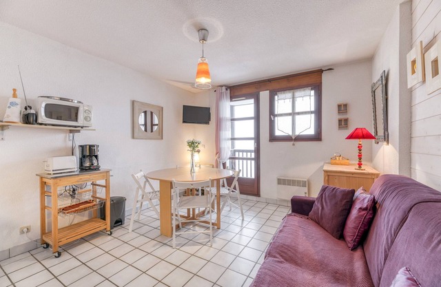 Apartment 'Granges 25 - Au Pied Des Pistes' with Mountain View and Balcony