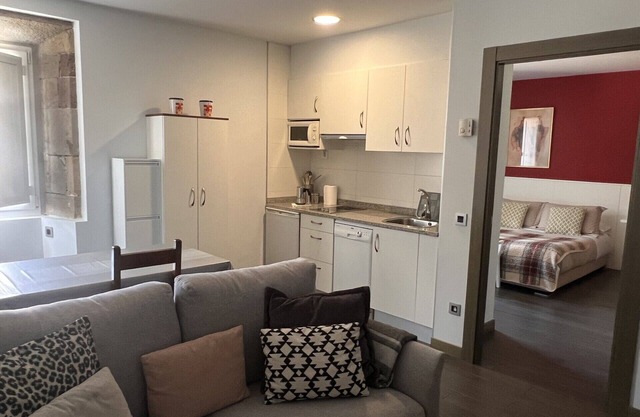 Apartment 'Hartza' with Mountain View, Wi-Fi and Air Conditioning