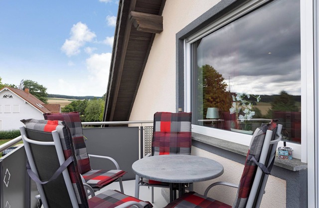 Apartment 'Haus Claudia' with Balcony and Wi-Fi