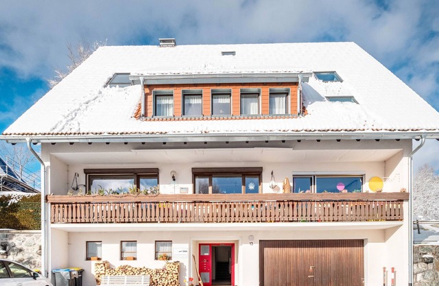 Apartment 'Haus Doktor Saeltzer - Großgruppen' with Mountain View, Shared Garden and Wi-Fi