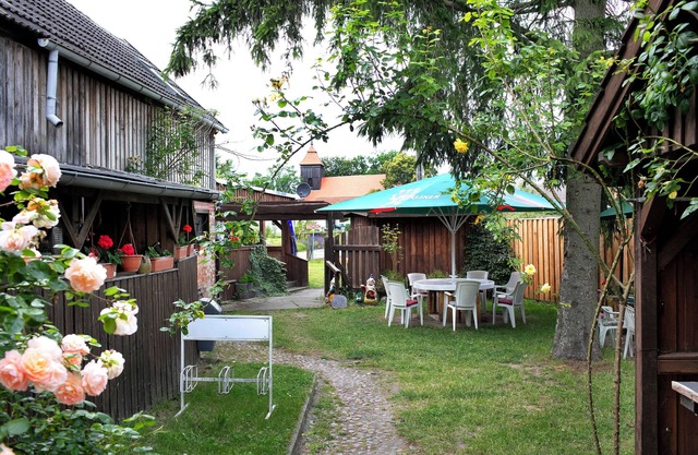 Apartment 'Haus Meistereck Melzow' with Shared Garden and Wi-Fi
