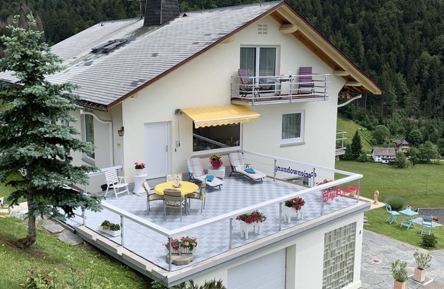 Apartment 'Haus Oehlberg' with Panorama View, Private Terrace and Wi-Fi