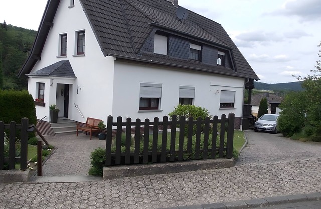 Apartment 'Heinz Romes' with Shared Terrace, Balcony and Wi-Fi