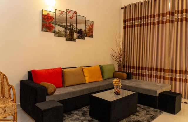 Apartment, Home stay, Holiday Home, Hotel, Airport stay, Cottage, Colombo