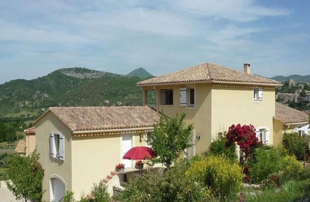 Apartment in Montbrun near Mont Ventoux